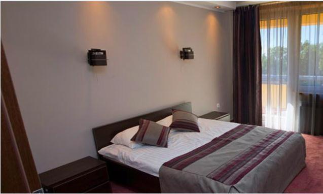 Hotel Dodo Biłgoraj Екстериор снимка
